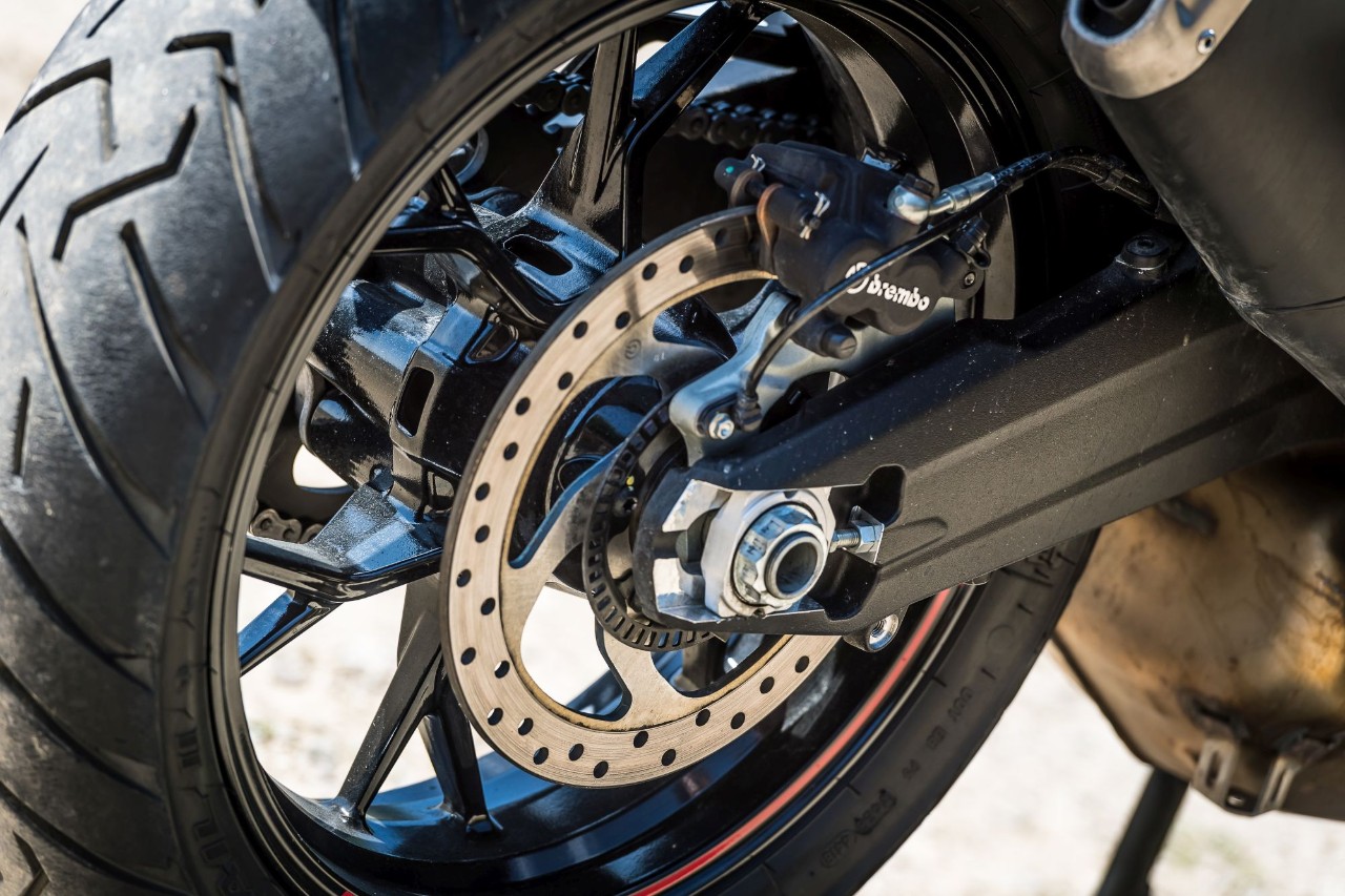 Ducati Multistrada 950 S - Kawasaki Versys SE Gran Tourer: fun touring